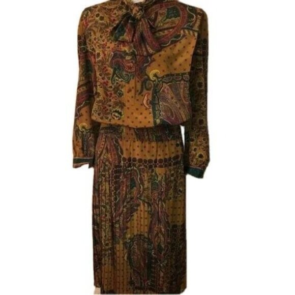 Schrader Sport Custom Casual Skirt Top Set Size 8 Gold Green Paisley Elastic Bow - Picture 1 of 14